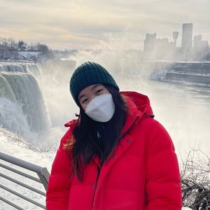 Meet your Posher, Amy